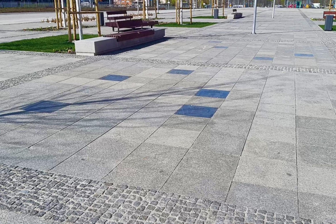 Przed halą Enea Arena powstaje Aleja Szczecińskich Olimpijczyków