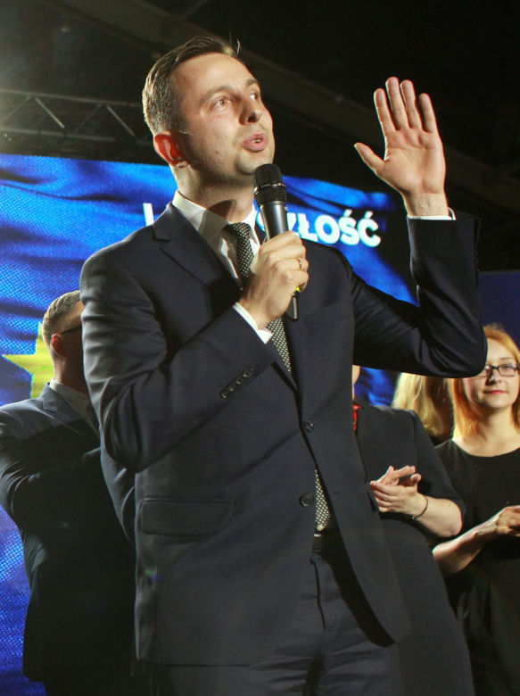 Gwiazdy sprzyjają Kaczyńskiemu