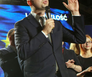 Gwiazdy sprzyjają Kaczyńskiemu