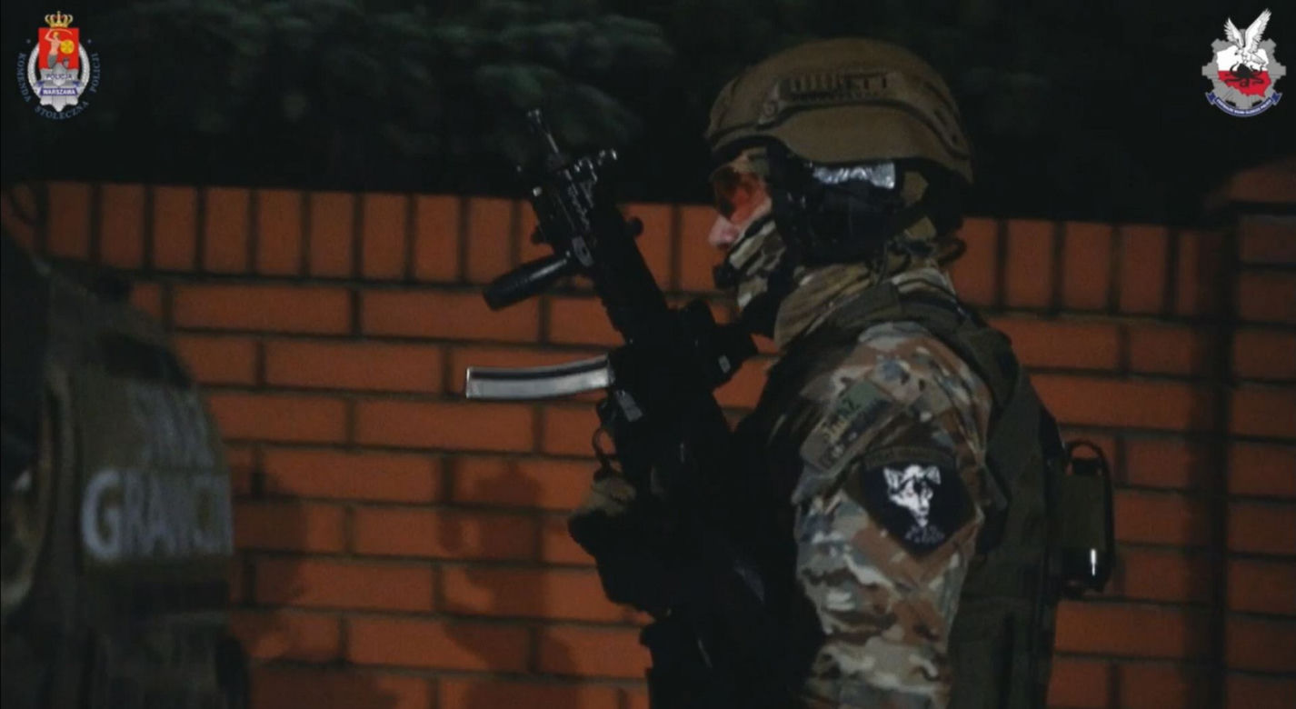 Upodobali sobie koreańskie i japońskie samochody. Zatrzymano 14 osób. Usłyszeli 150 zarzutów