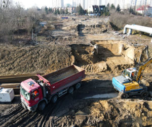 Nowy wiadukt przy ul. Kurlandzkiej w miejscu wyburzonego