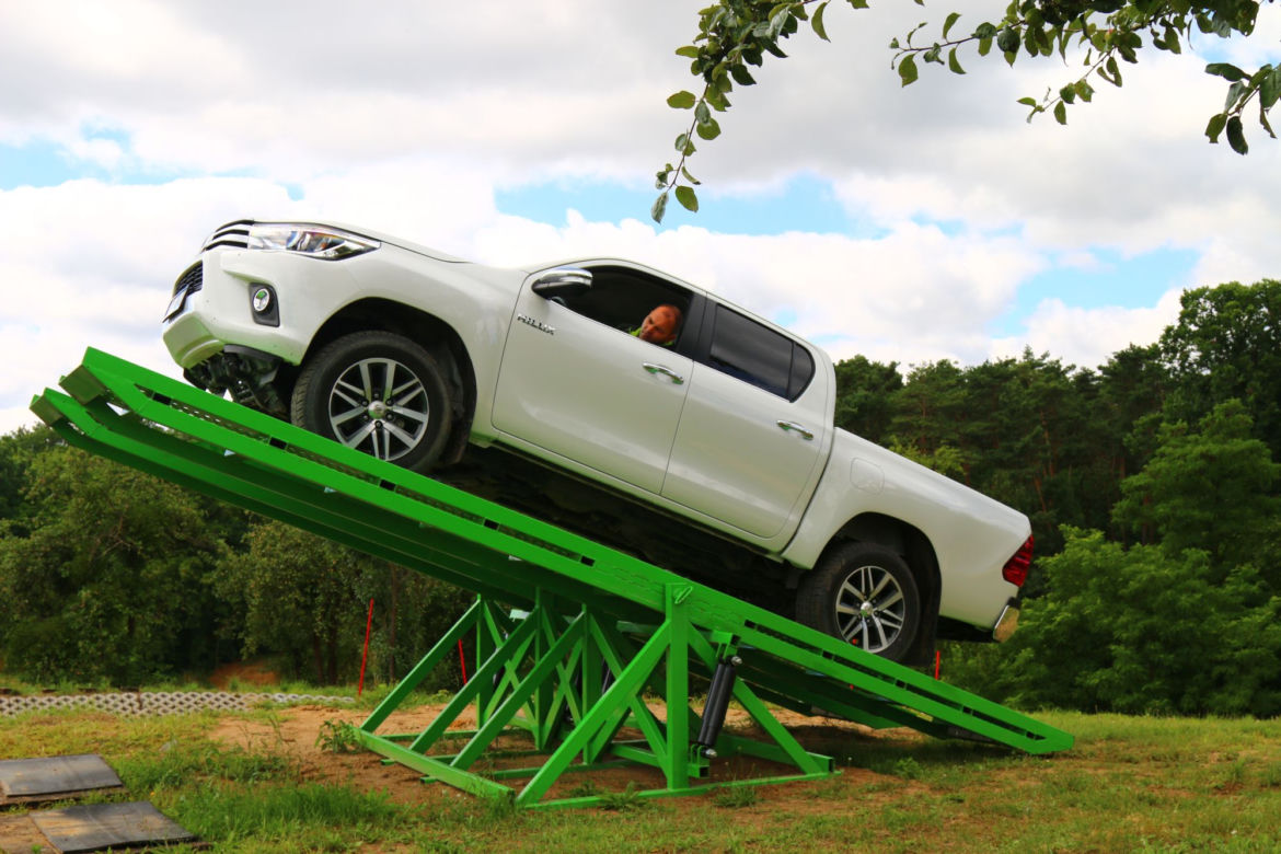 Nowa Toyota Hilux
