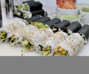 agnieszka włodarczyk i mikołaj krawczyk na otwarciu restauracji sushi