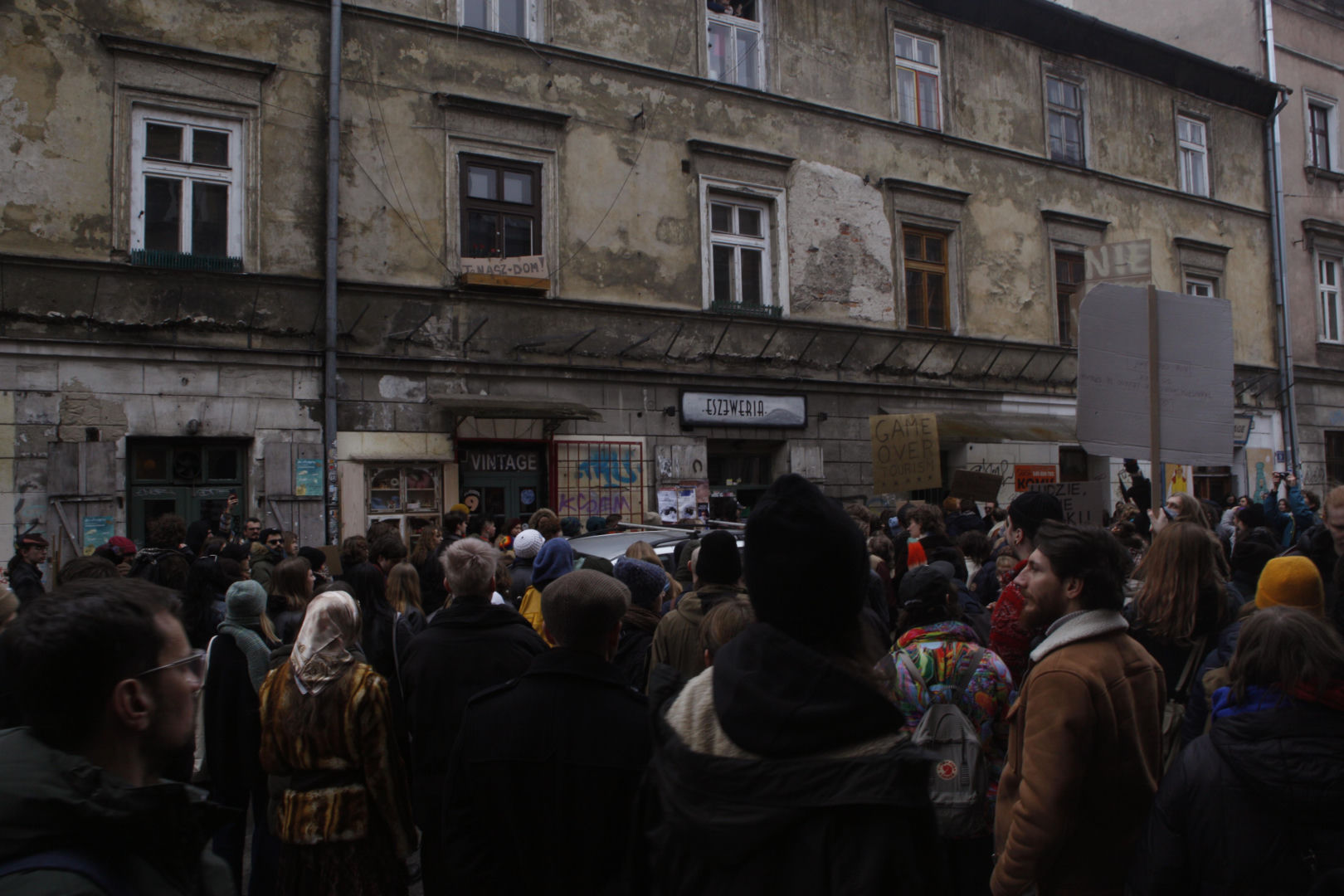 Protesty na krakowskim Kazimierzu w obronie kamienic