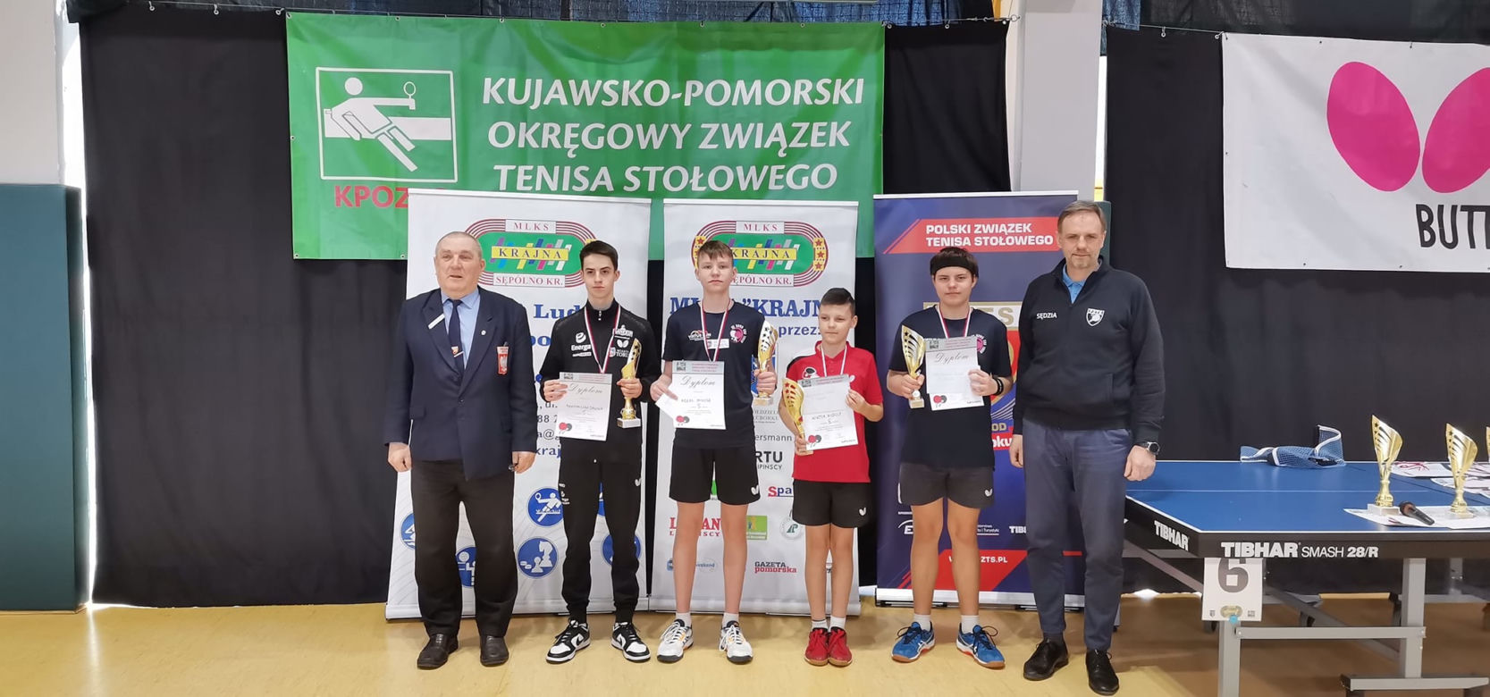 Ogromny sukces bliźniaków spod Bydgoszczy! Maciej i Miłosz Rękas przywieźli z zawodów worek medali [ZDJĘCIA]