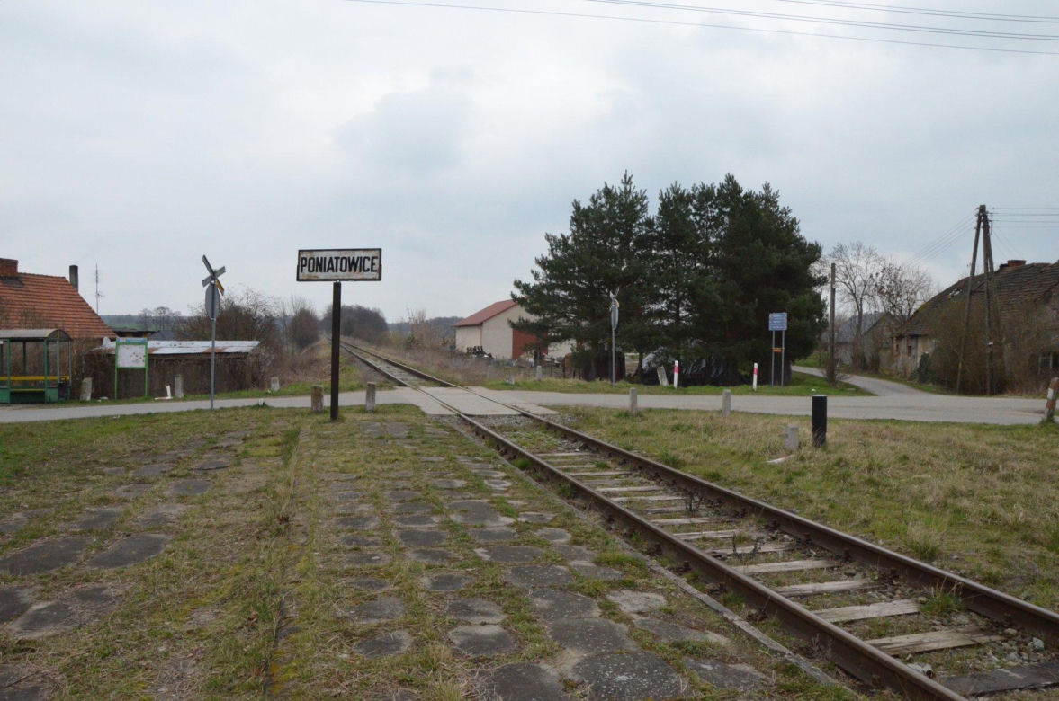 Pociągiem z Wrocławia do Wielunia. Przebudują 8 stacji i przystanków. Kiedy ruszy nowe połączenie?