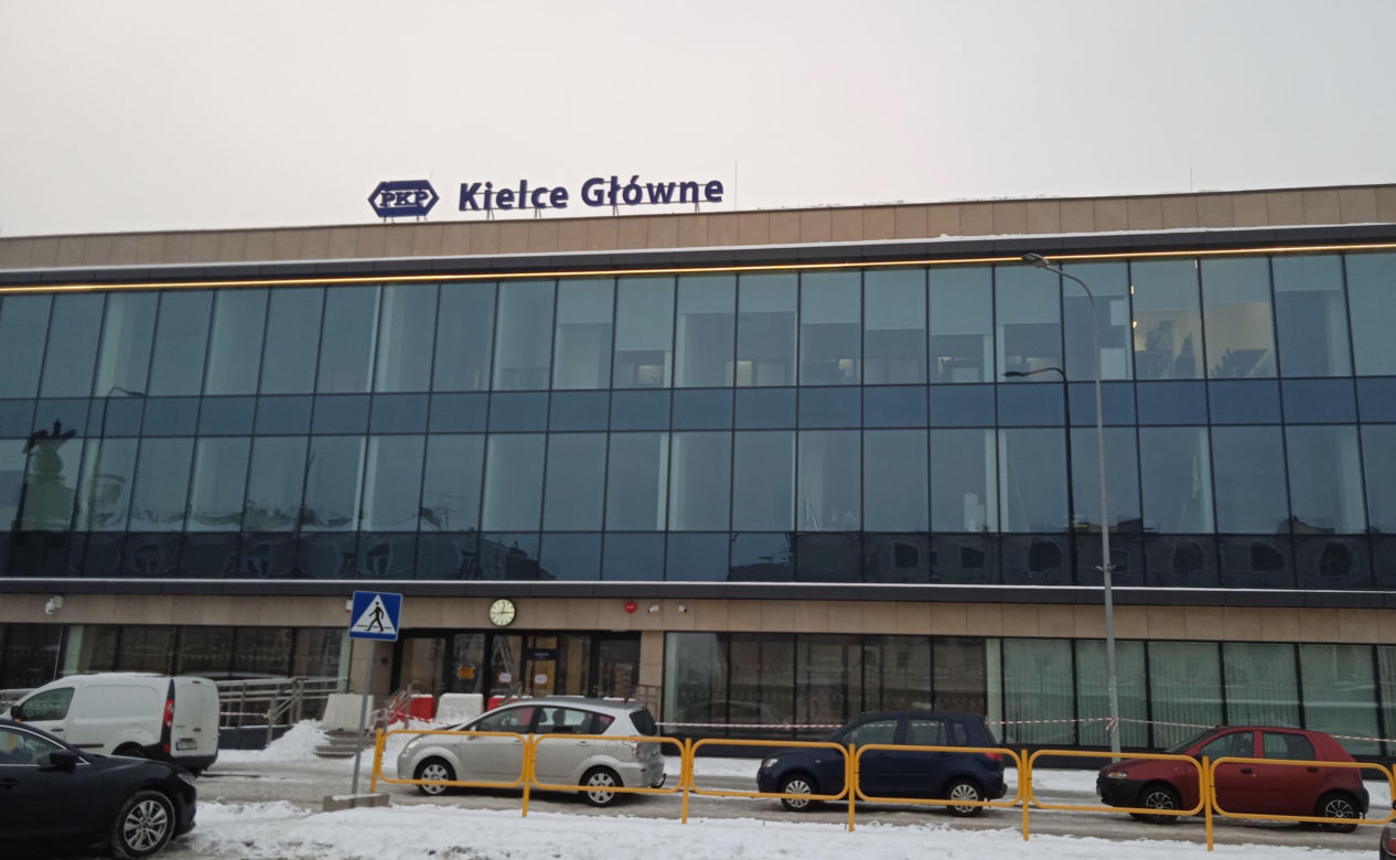 Dworzec PKP Kielce po przebudowie już gotowy. Zobacz jak wygląda z zewnątrz