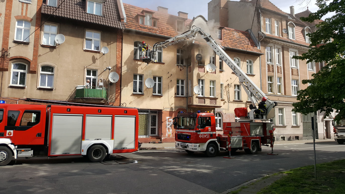 Pożar w kamienicy przy ulicy Narutowicza w Grudziądzu. Jest ofiara śmiertelna