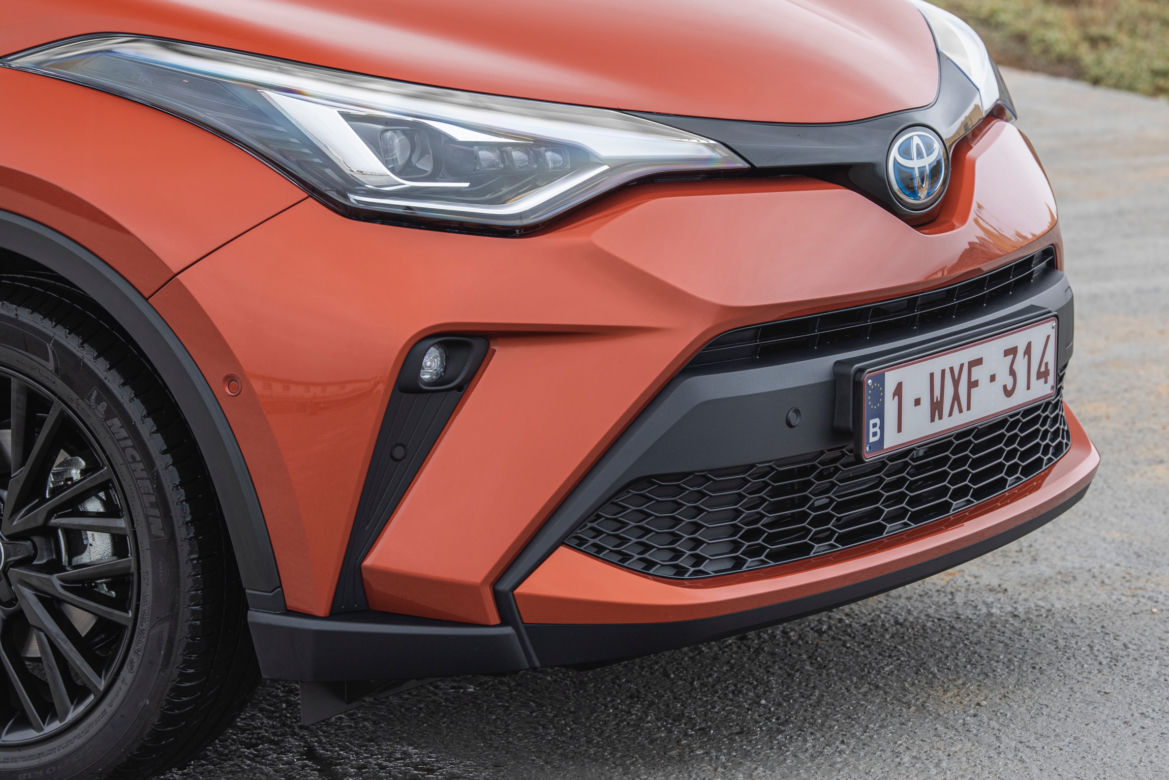 Toyota C-HR 2.0 Hybrid Dynamic Force 184 KM e-CVT