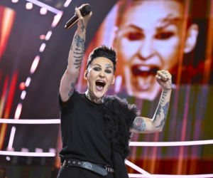 Tak na początku kariery wyglądała Agnieszka Chylińska. Z mrocznej rockmanki w ikonę stylu