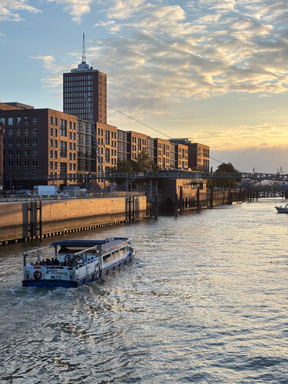 HafenCity i Speicherstadt w Hamburgu