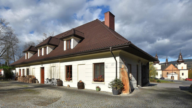 To jedna z najpiękniejszych gmin w Małopolsce. Znajdowała się w czterech województwach