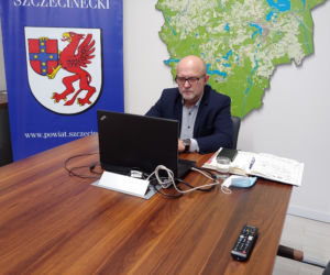  Szczepienia przeciw COVID-19 głównym tematem wideokonferencji starosty z wojewodą