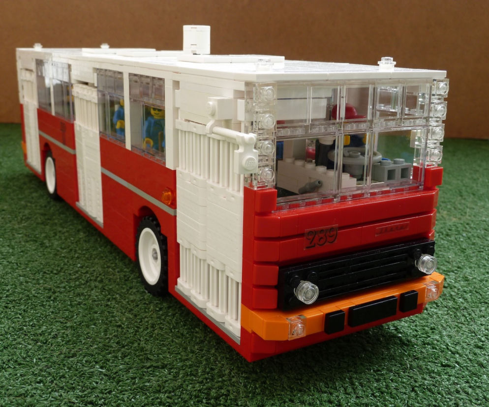 Ikarus 260.04 z klocków Lego