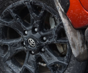 Toyota Hilux 2.4 D-4D 150 KM 4x4 AT6 Selection 50