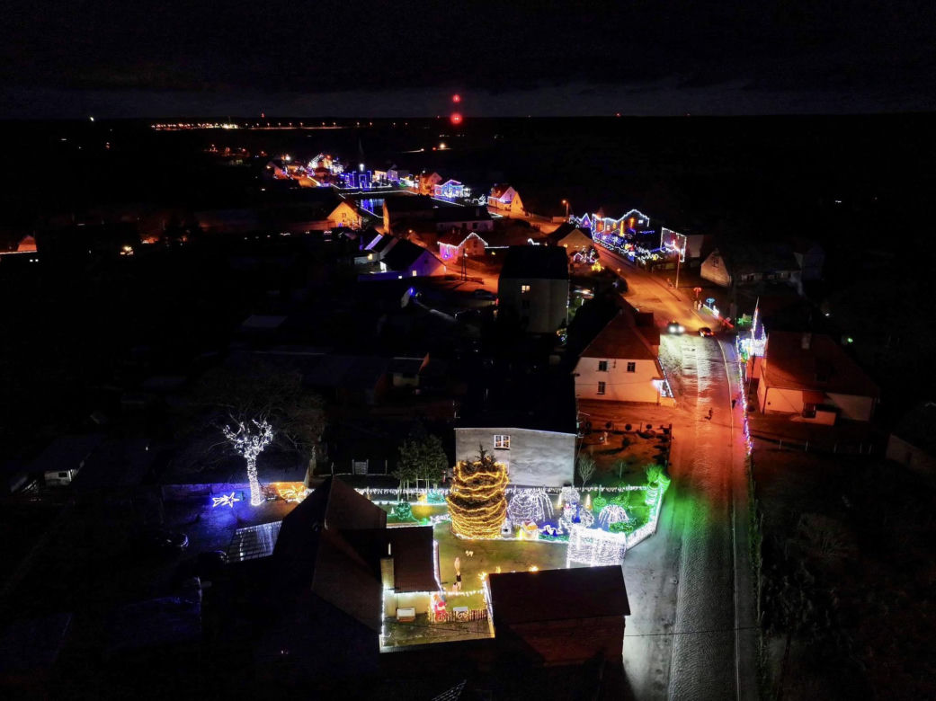 Świąteczne iluminacje w Popowie