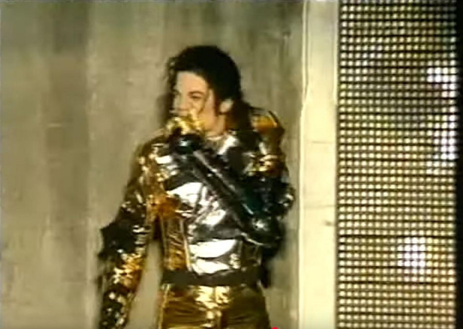 Michael Jackson zmarł 16 lat temu. Gdy odwiedził Polskę, wszyscy wstrzymali oddech. Te zdjęcia zachwycają