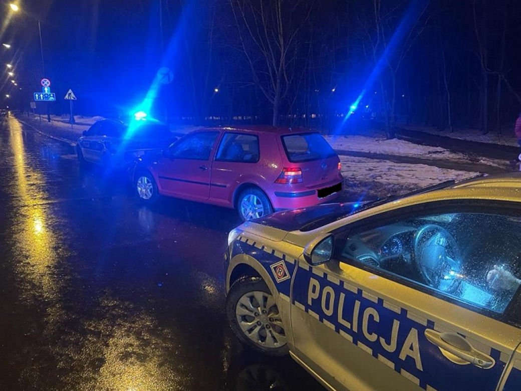 Pościg za 18-latkiem. Zaczął uciekać, bo bał się, że to "przekreśli jego życie"