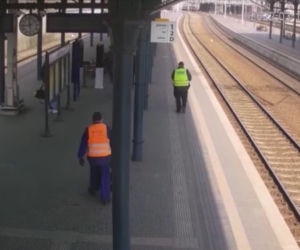 Groza na gdańskim dworcu! Spadł na torowisko, mógł skończyć tragicznie. Jest nagranie