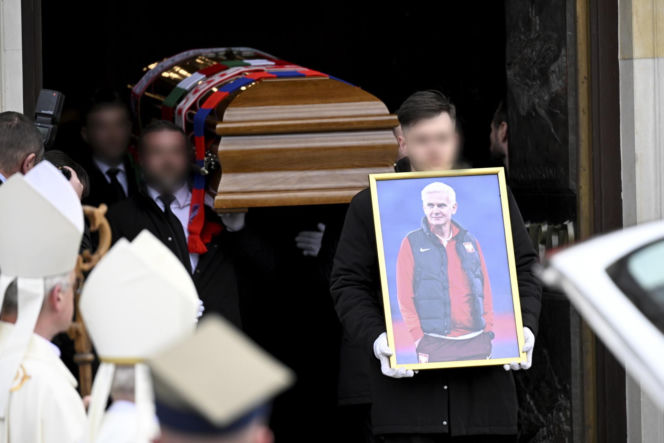 Kondukt, pogrzeb, Jacek Magiera