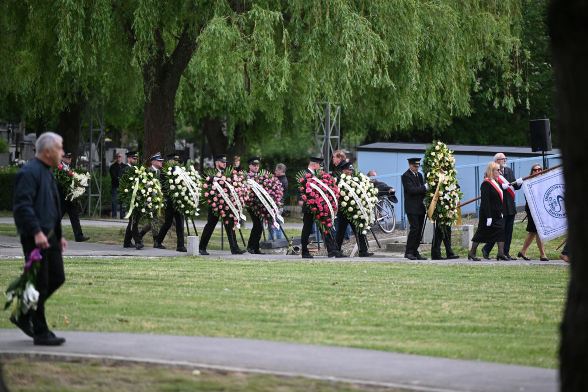 Pogrzeb lekarza, zamordowanego w Szpitalu Uniwersyteckim. Ceremonia o charakterze państwowym