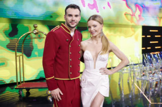 Izabella Miko, Albert Kosiński