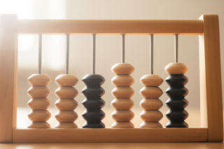 Popularne imiona w Warszawie 2025. Jakie imiona rodzice wybierali najrzadziej?