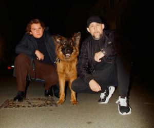 Sokół i Hodak w jednym numerze 'Batoniki'. To trzeci singiel zapowiadający album 'Nic'