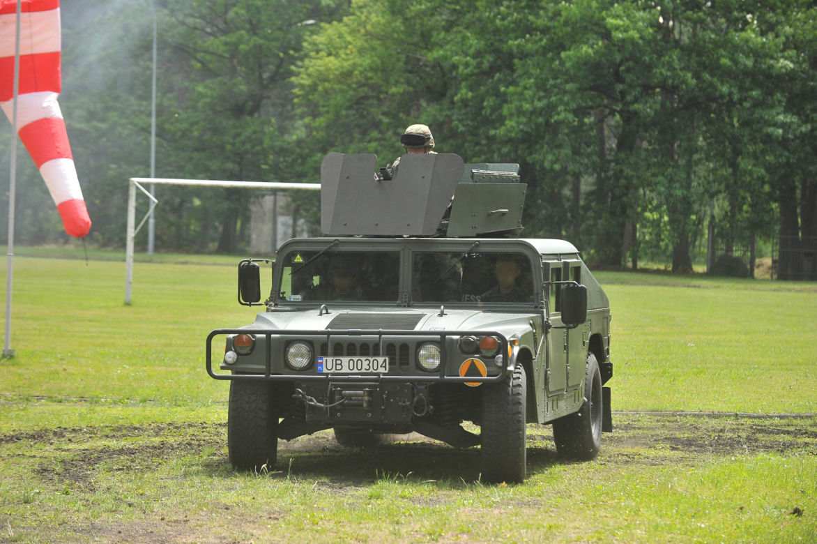 Nasza dziennikarka spędziła tydzień na poligonie. "Spałam na pryczy jak żołnierz" 