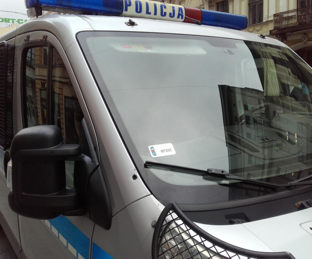 Policjanci na L4