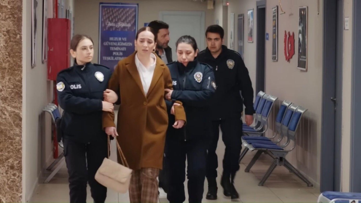 Panna młoda odc. 208. Beyza