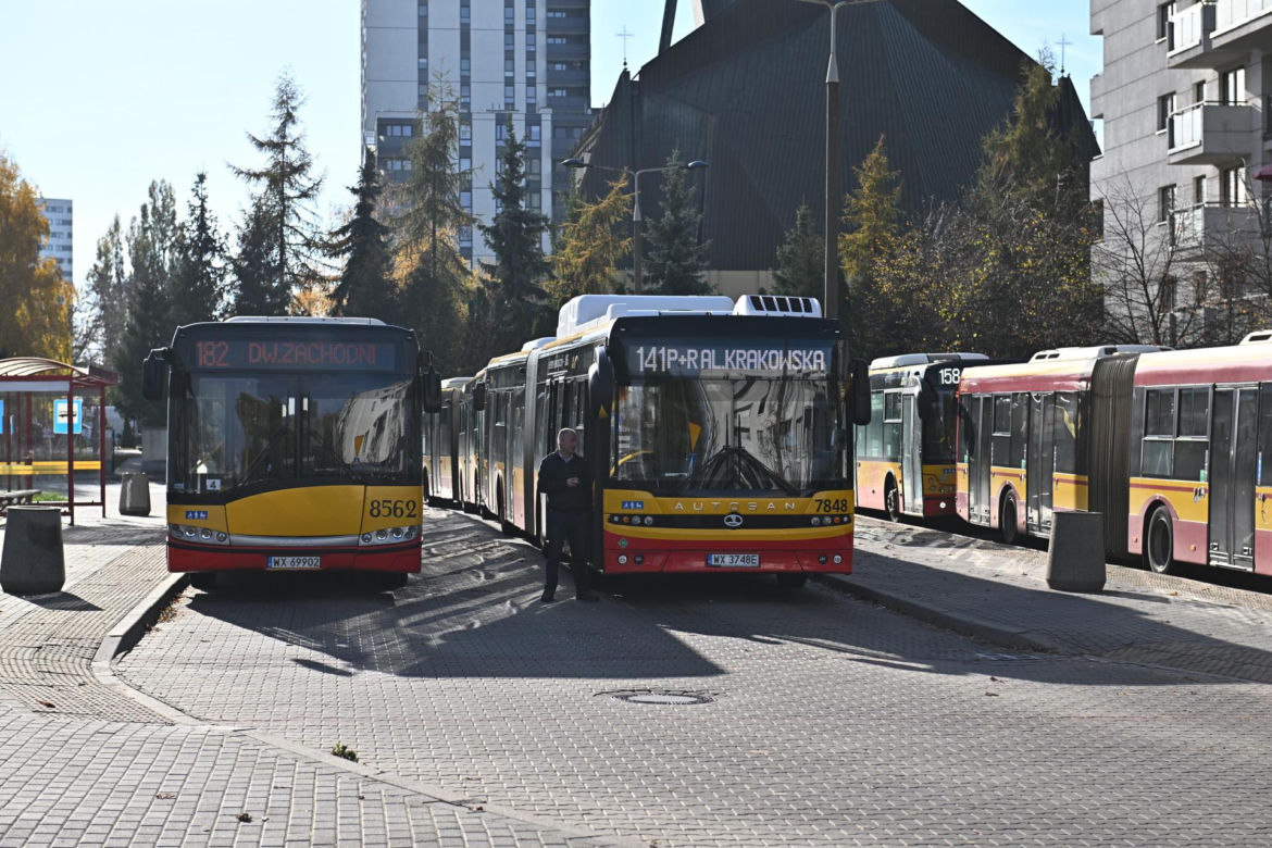Tuż obok pętli autobusowej budują przystanek
