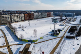Miał być ogród na skarpie, będą zwykłe bloki. Wielki spór o ogromną działkę przy metrze Kabaty