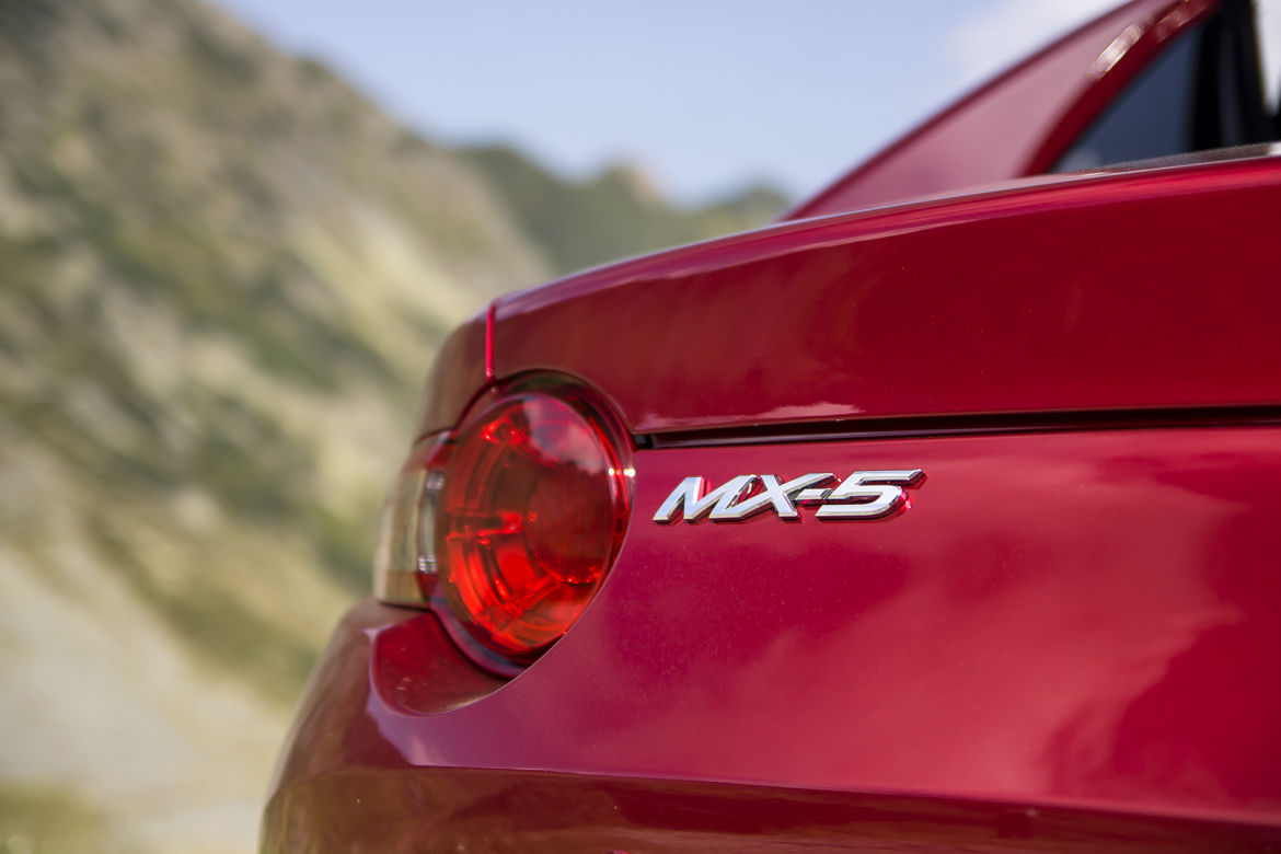 2019 Mazda MX-5 RF 2.0 SKY-G 184 KM 6MT