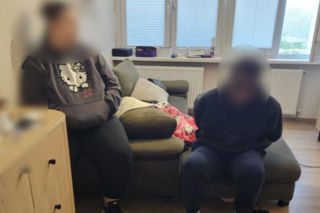 Ukradli ponad 2 tysiące zegarków pod Wrocławiem. Zatrzymano obywateli Afryki