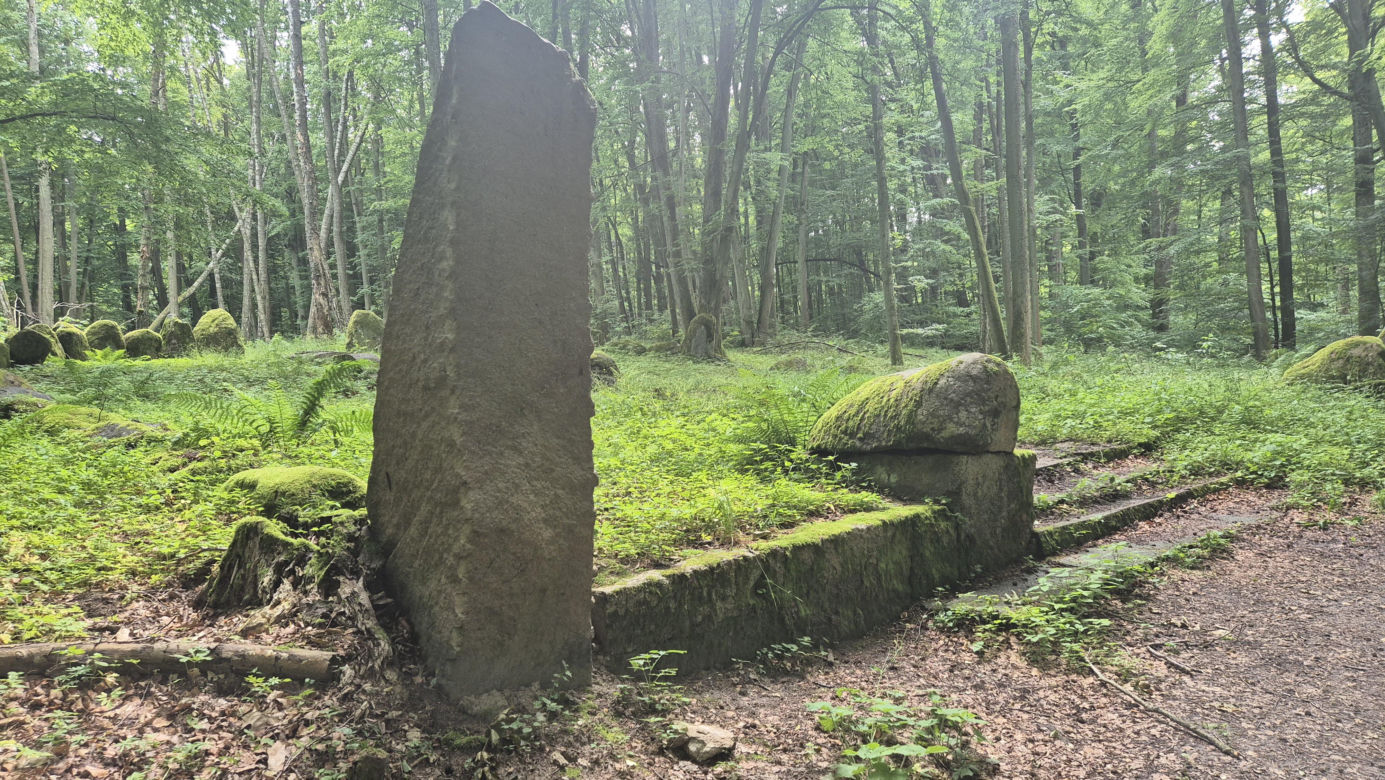 Odwiedziłam „mazurskie Stonehenge”. Jedna rzecz wprawiła mnie w osłupienie