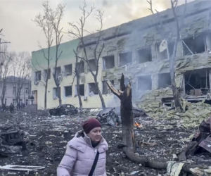 Wojna na Ukrainie. Zniszczony szpital w Mariupolu