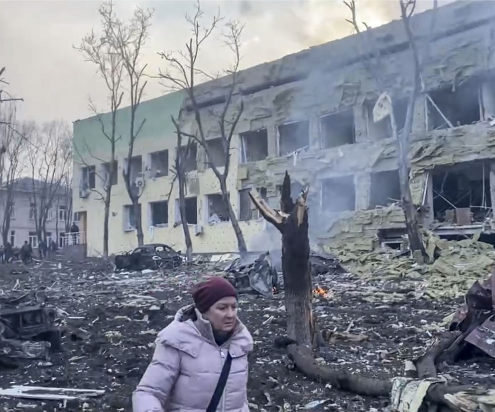 Wojna na Ukrainie. Zniszczony szpital w Mariupolu