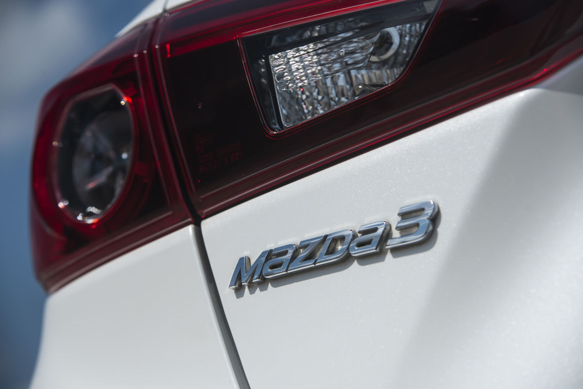 Mazda 3 Sedan 2.0 Skyactive-G 120 KM M6