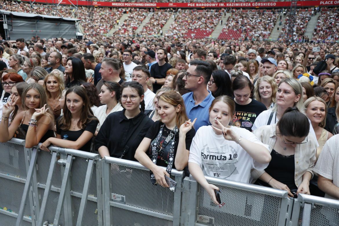 Koncert Jennifer Lopez w Warszawie (25.07.2025) - część druga. Organizatorem koncertu jest Prestige MJM