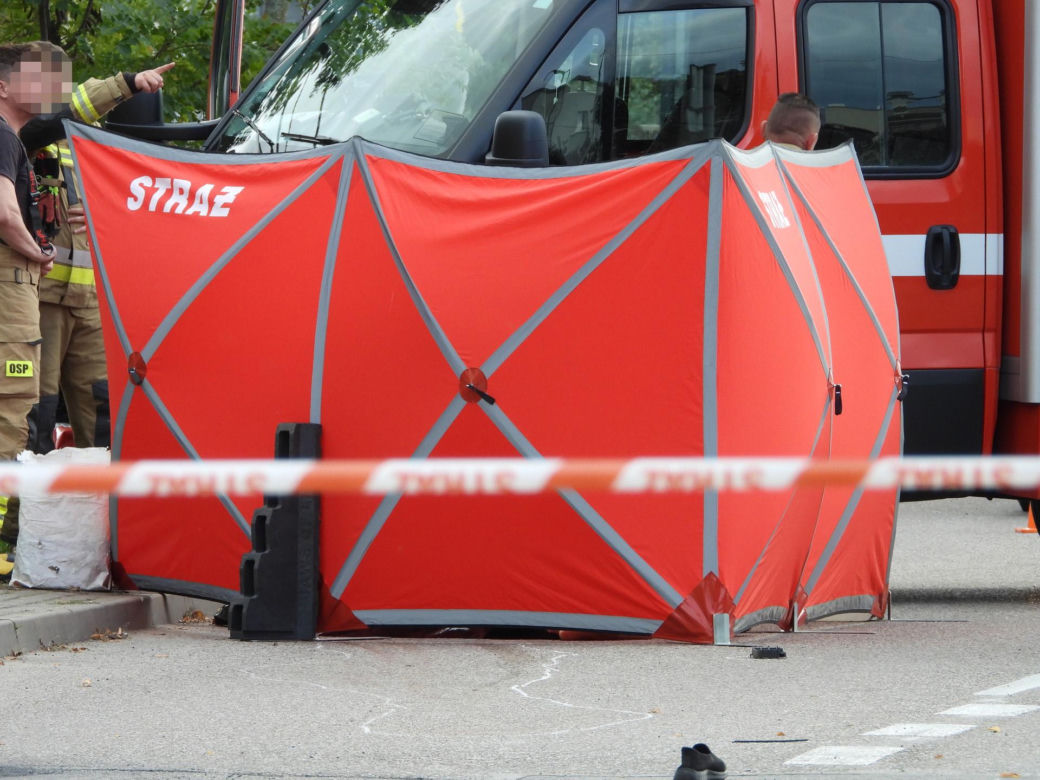 Nie żyje uwielbiana emerytowana nauczycielka. Zginęła na przejściu dla pieszych