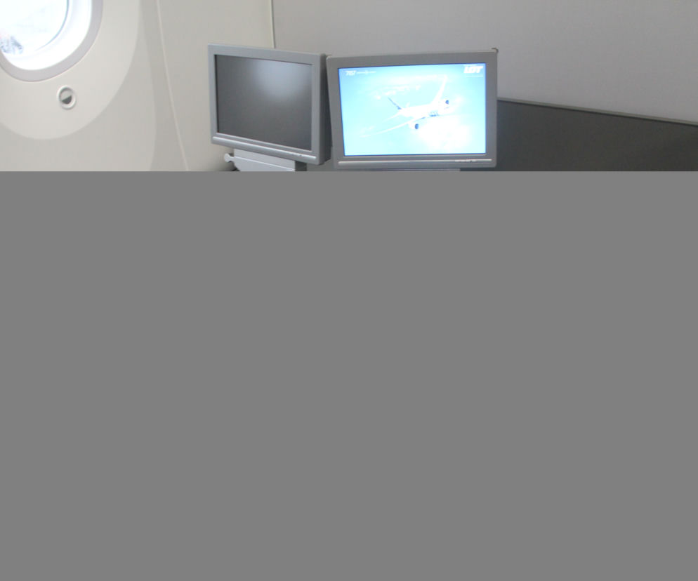 Polski DREAMLINER - WNĘTRZE. ZOBACZ wnętrze Boeinga 787 LOT-u