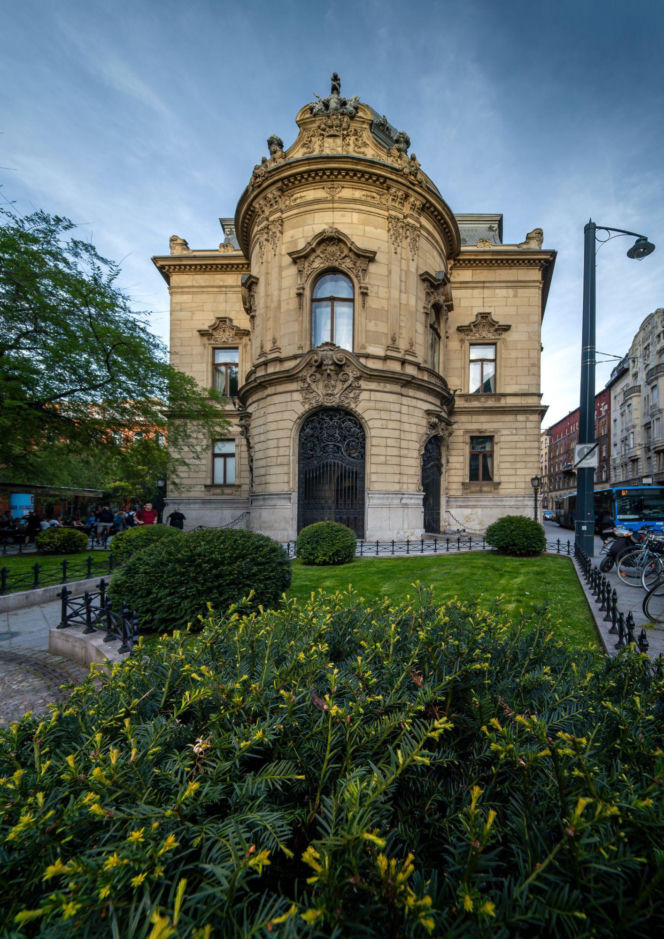 Visit Hungary