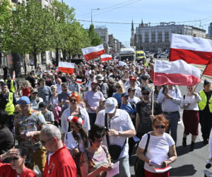 Warszawa.  Marsz Konstytucji 3 Maja