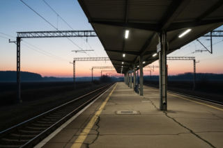 Świętokrzyskie mierzy się z depopulacją. Dlaczego młodzi uciekają z regionu?