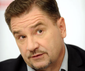 Duda pławi się w luksusach! Lis mści się za żonę!