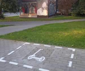 W Olsztynie powstały kolejne strefy postojowe dla hulajnóg