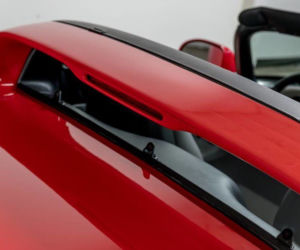 Dodge Viper z przebiegiem 34 mil