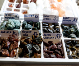 Giełda minerałów w Spodku przyciągnęła tłumy! GeoExpo ekspozycję wspaniałych cudeniek