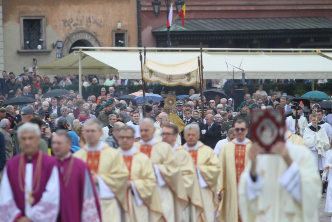 Centralna procesja Bożego Ciała w Warszawie 2026